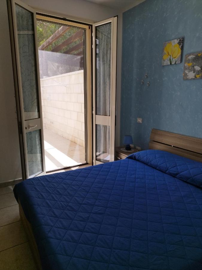 Casa Vacanze Il Sorriso Di Emi Torre Suda Esterno foto