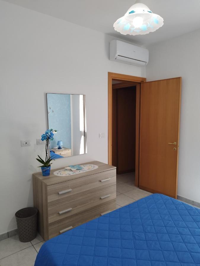 Casa Vacanze Il Sorriso Di Emi Torre Suda Esterno foto