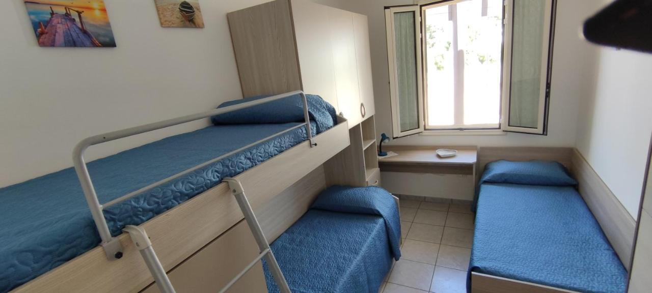 Casa Vacanze Il Sorriso Di Emi Torre Suda Esterno foto